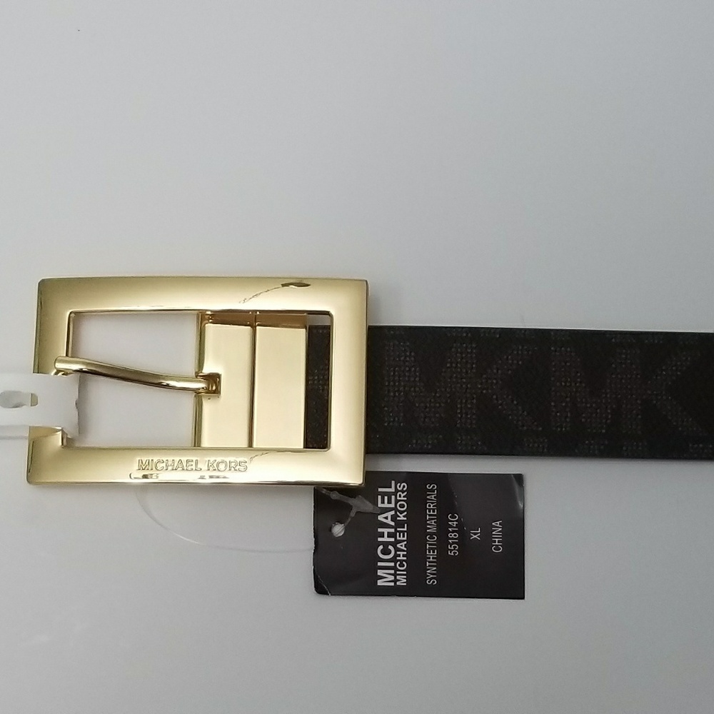 Michael Kors Logo Reversible Chocolate/White Belt - Picture 4 of 7